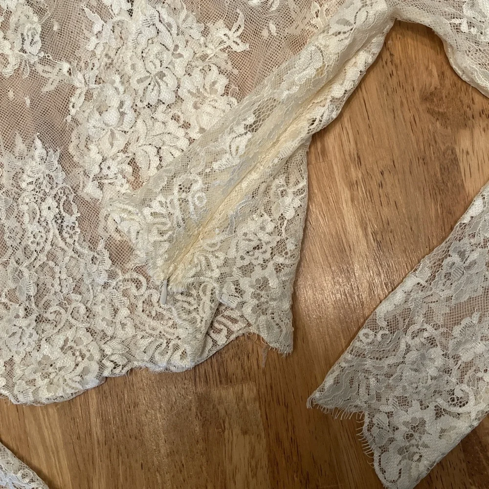 Vintage Lace Long Sleeve Blouse - Cream - Picture 2 of 3